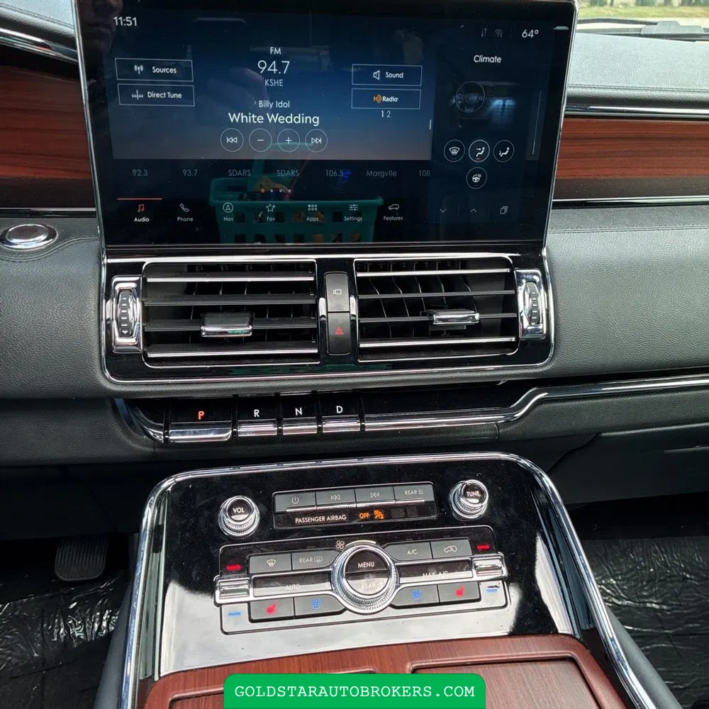 2023 Lincoln Navigator L Reserve
