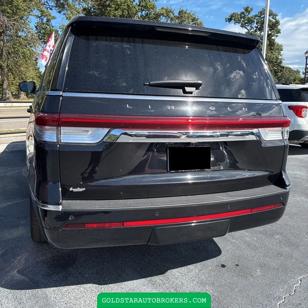 2023 Lincoln Navigator L Reserve