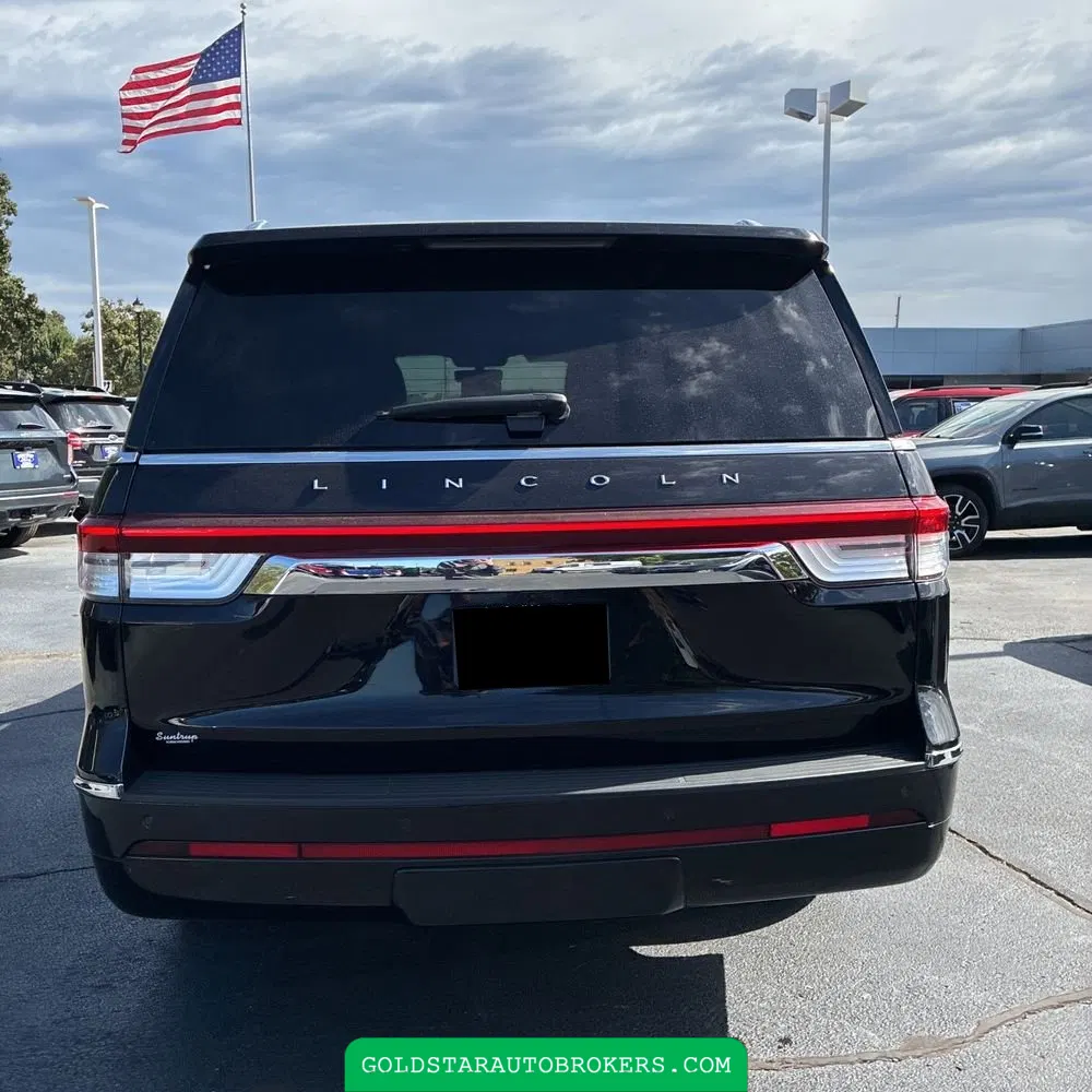 2023 Lincoln Navigator L Reserve