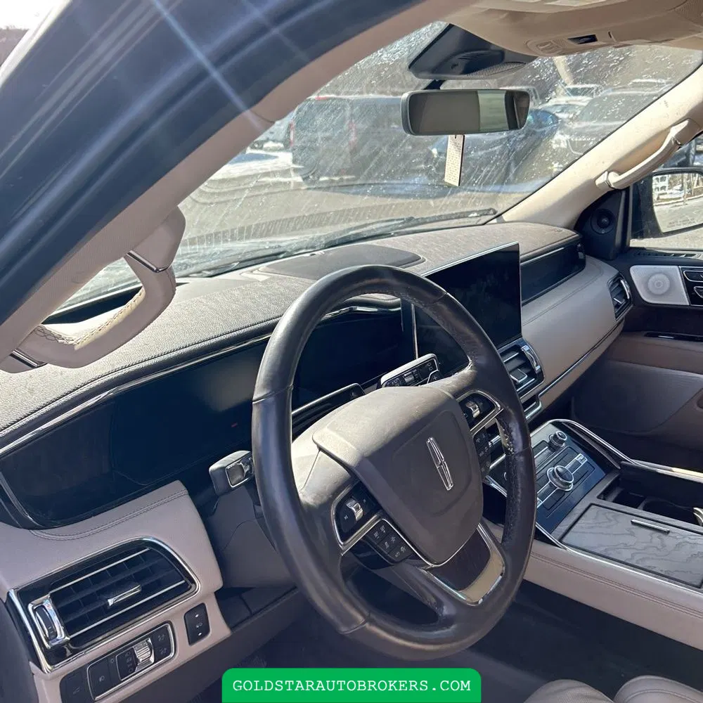 2022 Lincoln Navigator L Reserve