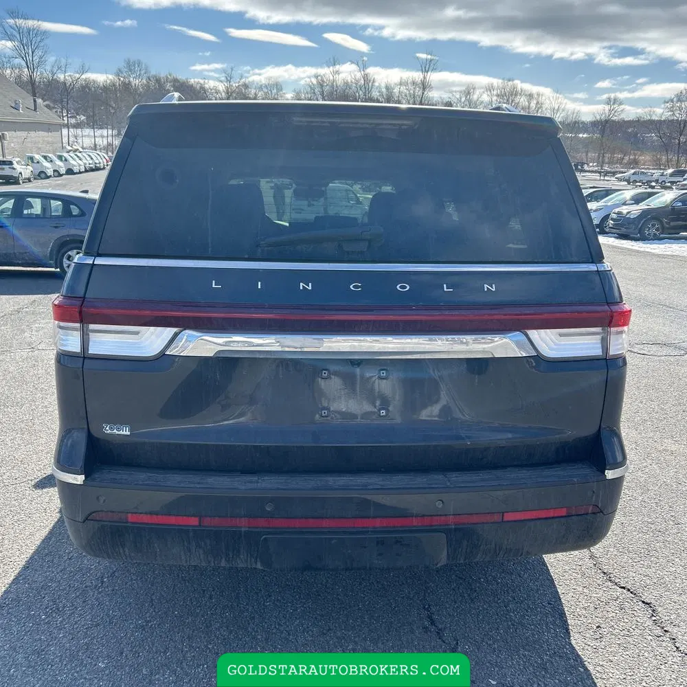2022 Lincoln Navigator L Reserve