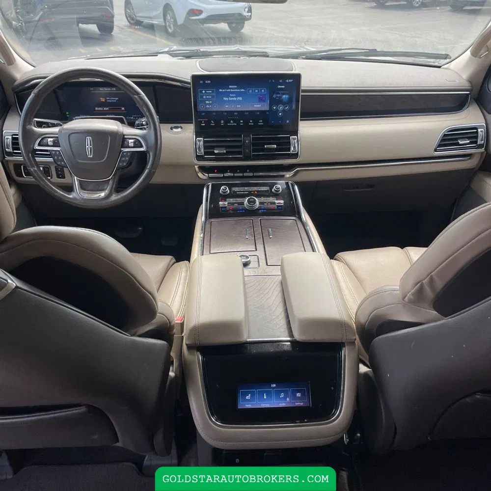 2022 Lincoln Navigator L Reserve