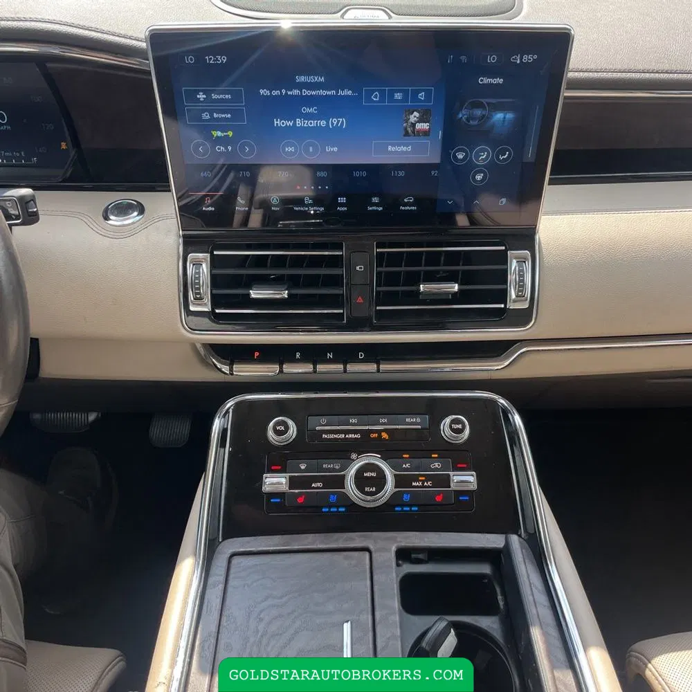2022 Lincoln Navigator L Reserve