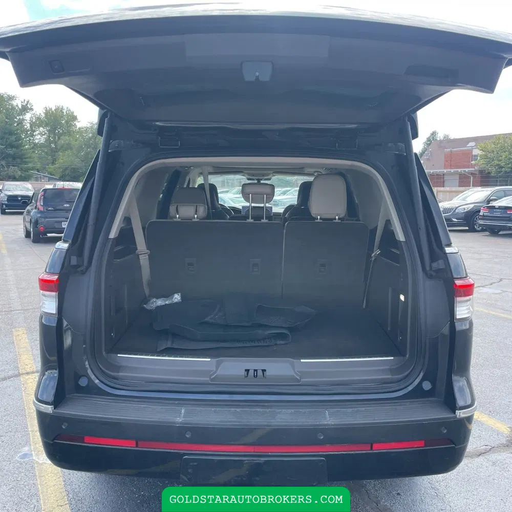2022 Lincoln Navigator L Reserve