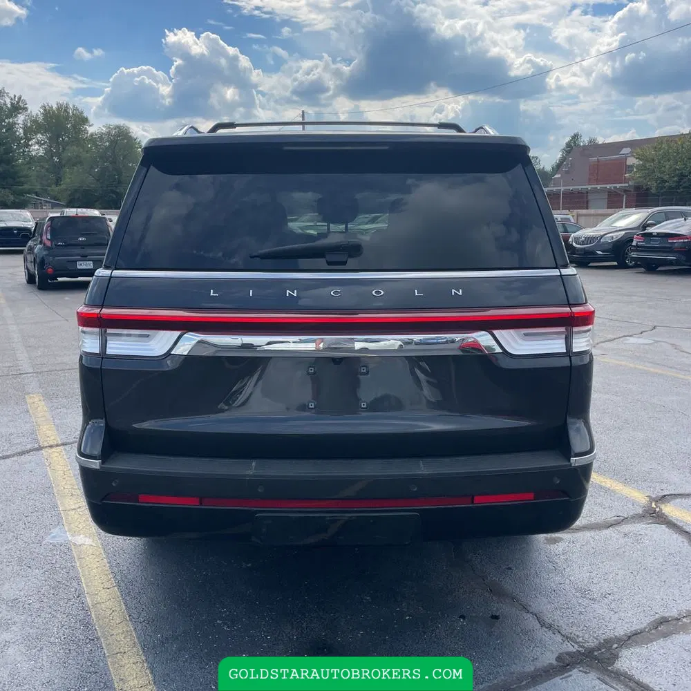 2022 Lincoln Navigator L Reserve