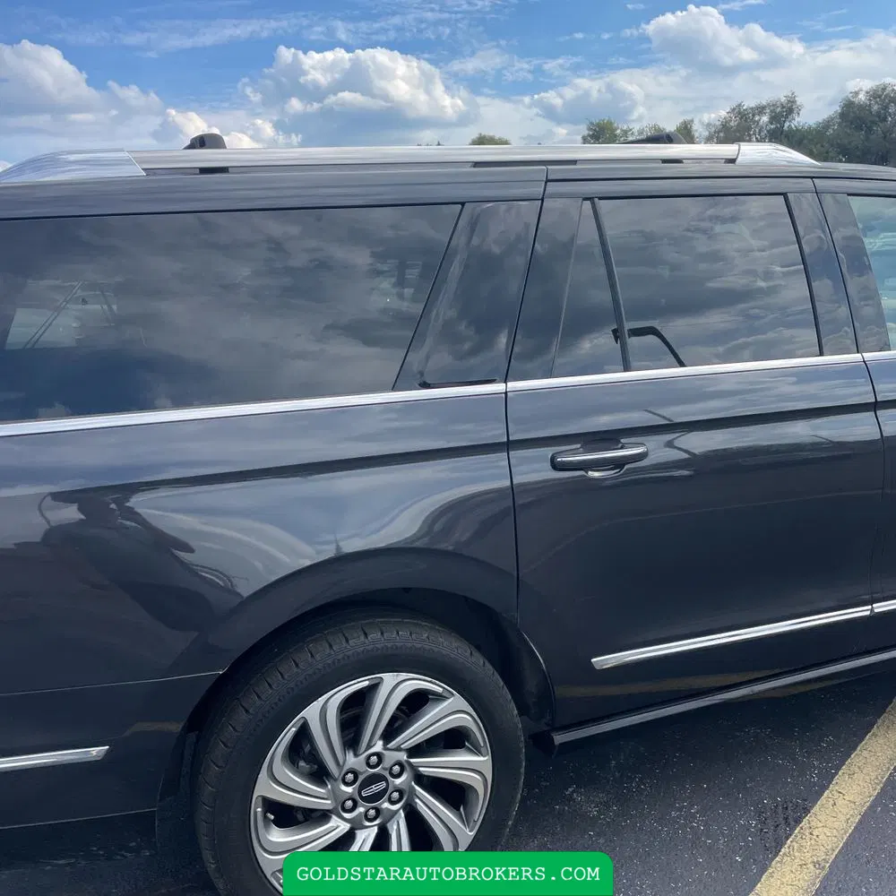 2022 Lincoln Navigator L Reserve