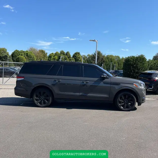 2023 Lincoln Navigator L Black Label