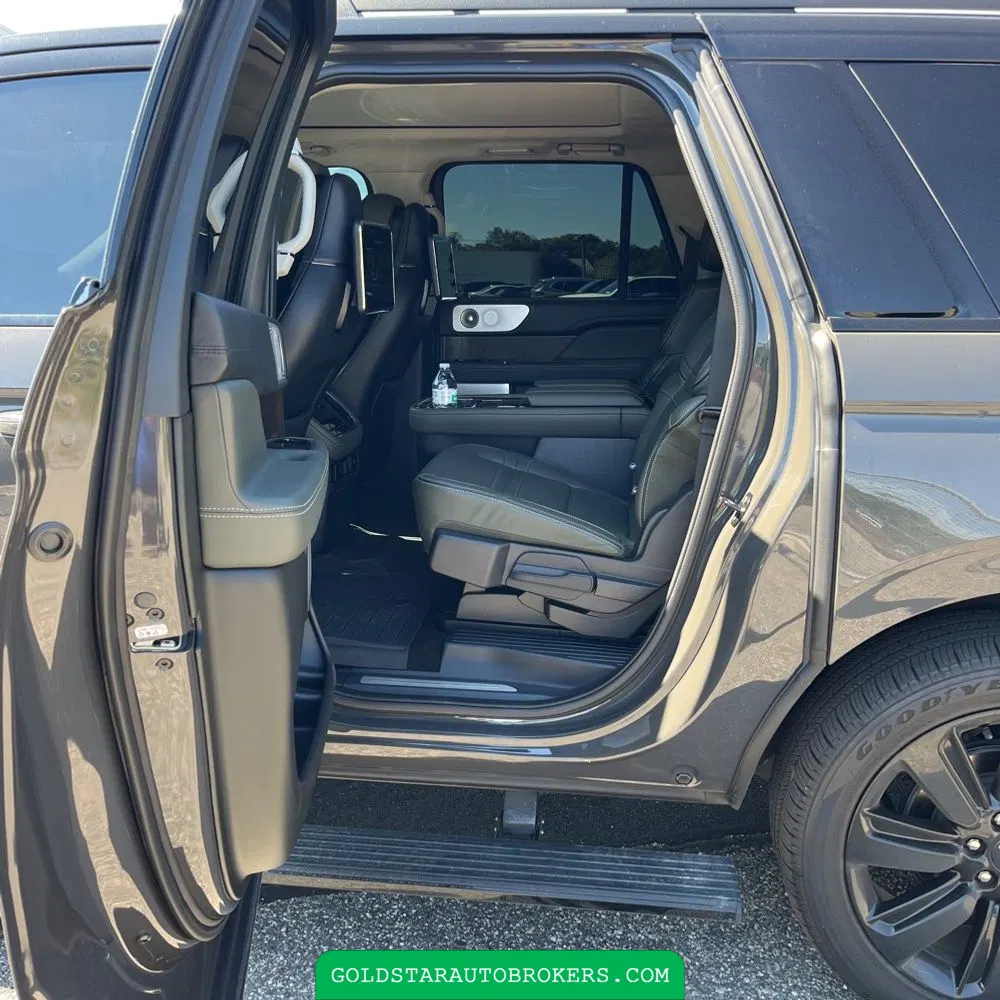 2023 Lincoln Navigator L Black Label