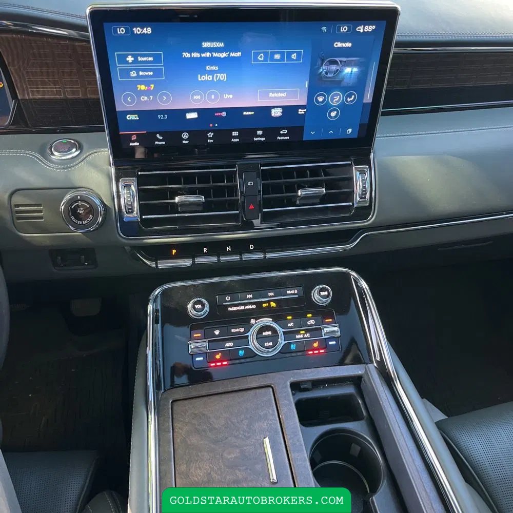 2023 Lincoln Navigator L Black Label