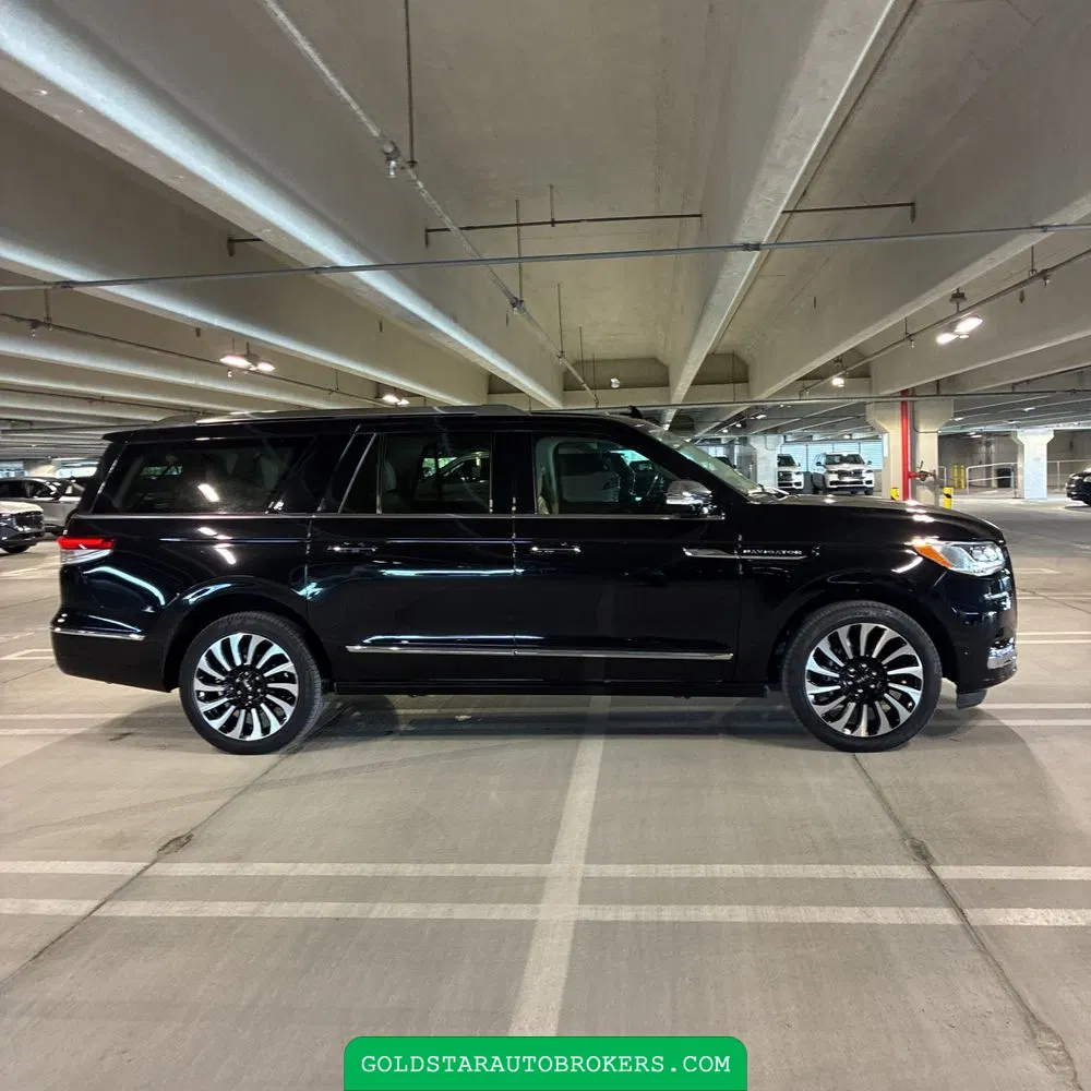 2023 Lincoln Navigator L Black Label