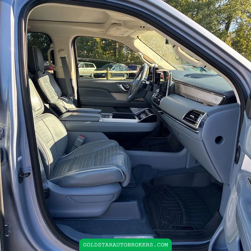 2021 Lincoln Navigator L Black Label