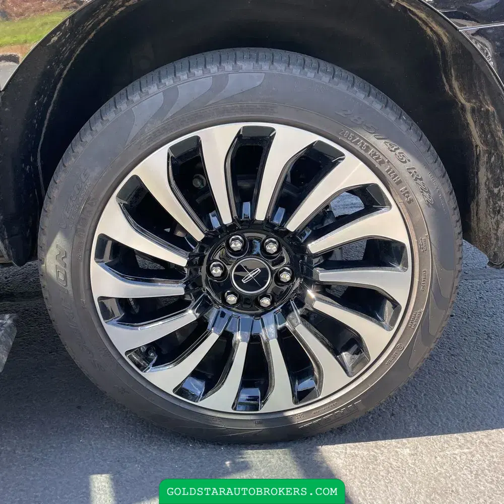 2022 Lincoln Navigator L Black Label
