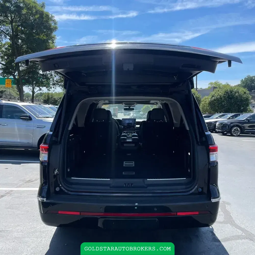 2022 Lincoln Navigator L Black Label