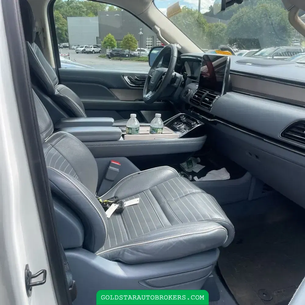 2021 Lincoln Navigator L Black Label