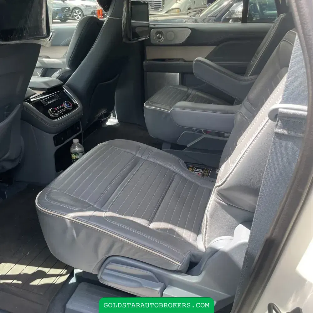 2021 Lincoln Navigator L Black Label