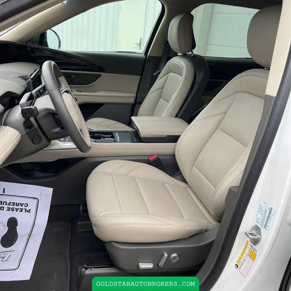 2024 Lincoln Nautilus Hybrid Premiere