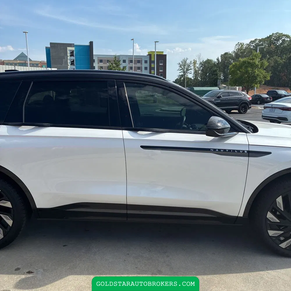 2025 Lincoln Nautilus Hybrid Reserve