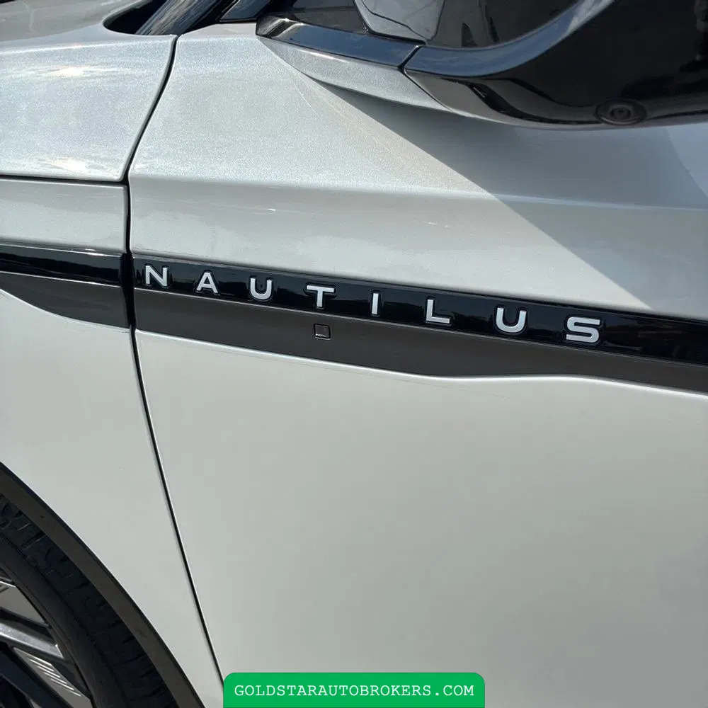 2025 Lincoln Nautilus Hybrid Reserve
