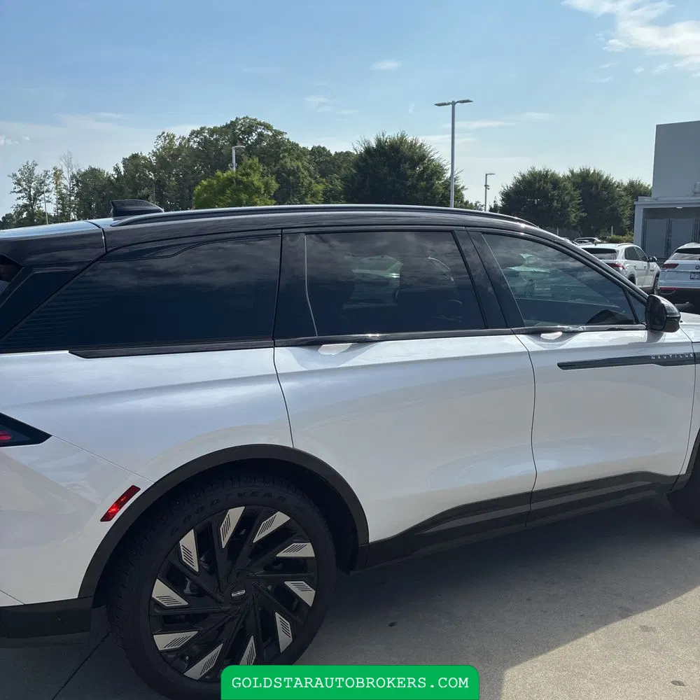 2025 Lincoln Nautilus Hybrid Reserve