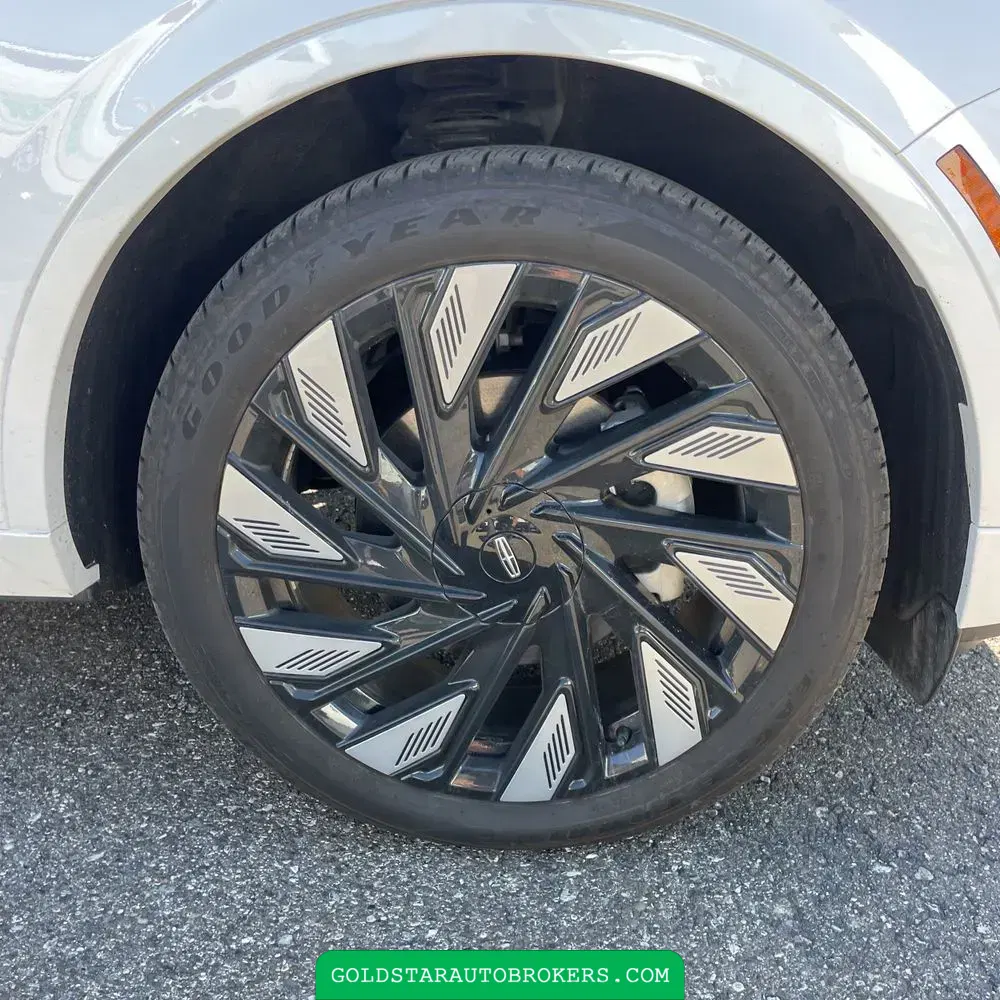 2024 Lincoln Nautilus Black Label