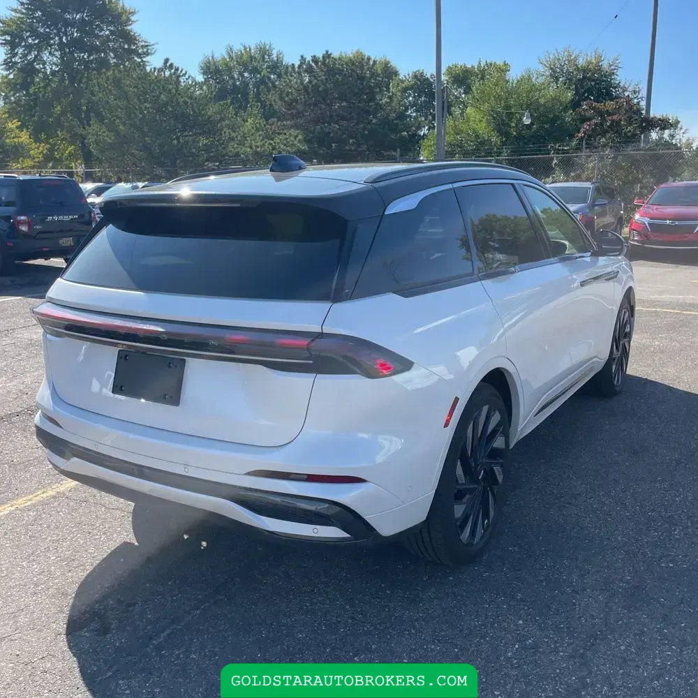 2024 Lincoln Nautilus Black Label