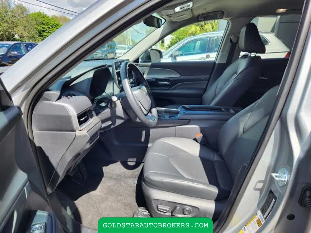 2025 Toyota Grand Highlander XLE