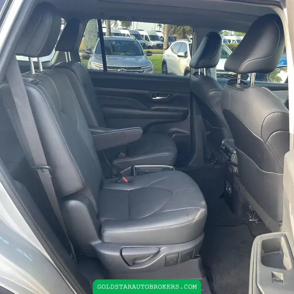 2024 Toyota Grand Highlander Platinum