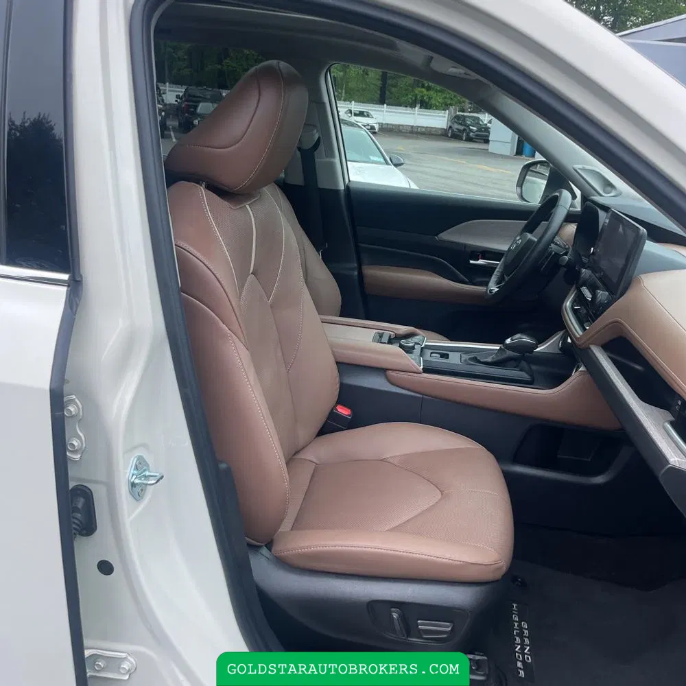 2024 Toyota Grand Highlander Platinum