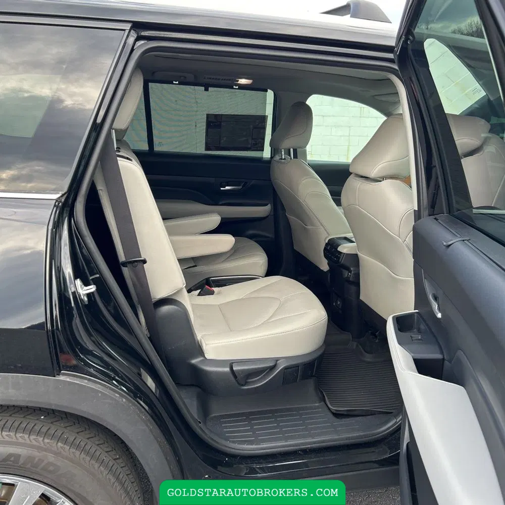 2024 Toyota Grand Highlander Platinum