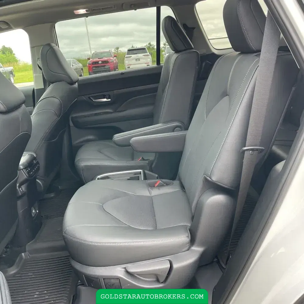 2025 Toyota Grand Highlander Platinum