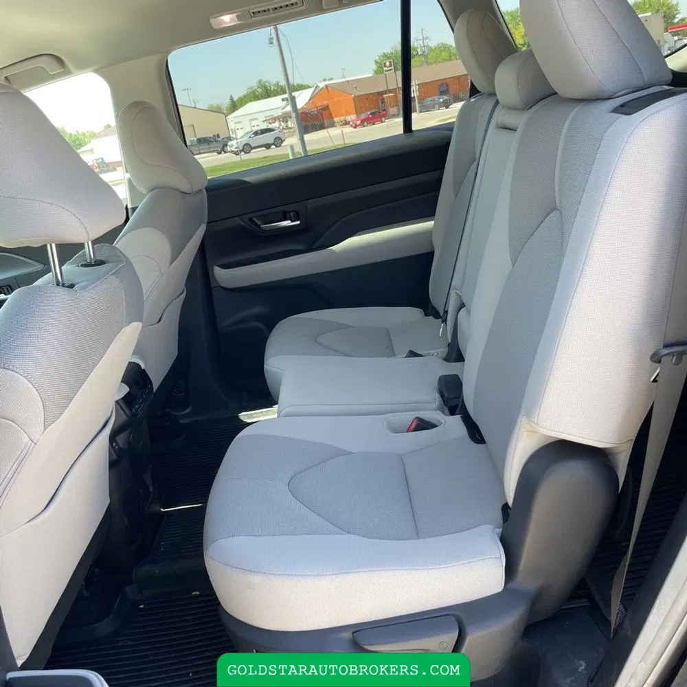 2025 Toyota Grand Highlander Hybrid LE