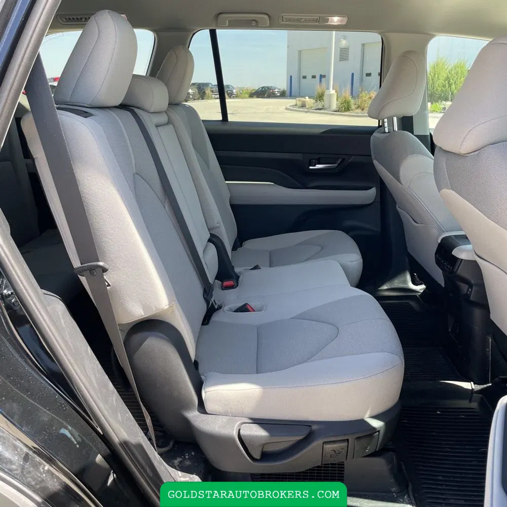 2025 Toyota Grand Highlander Hybrid LE