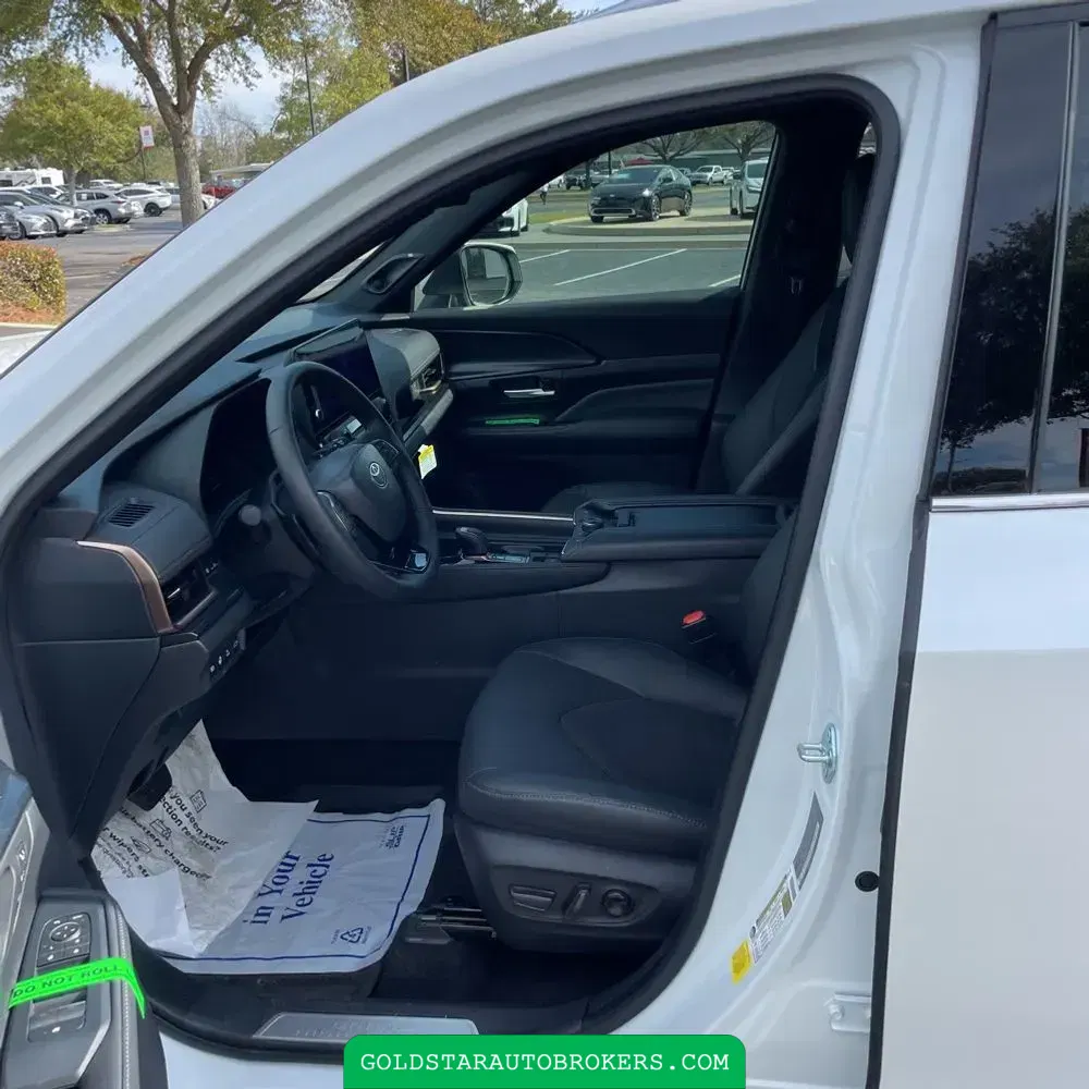 2024 Toyota Grand Highlander Hybrid MAX Platinum