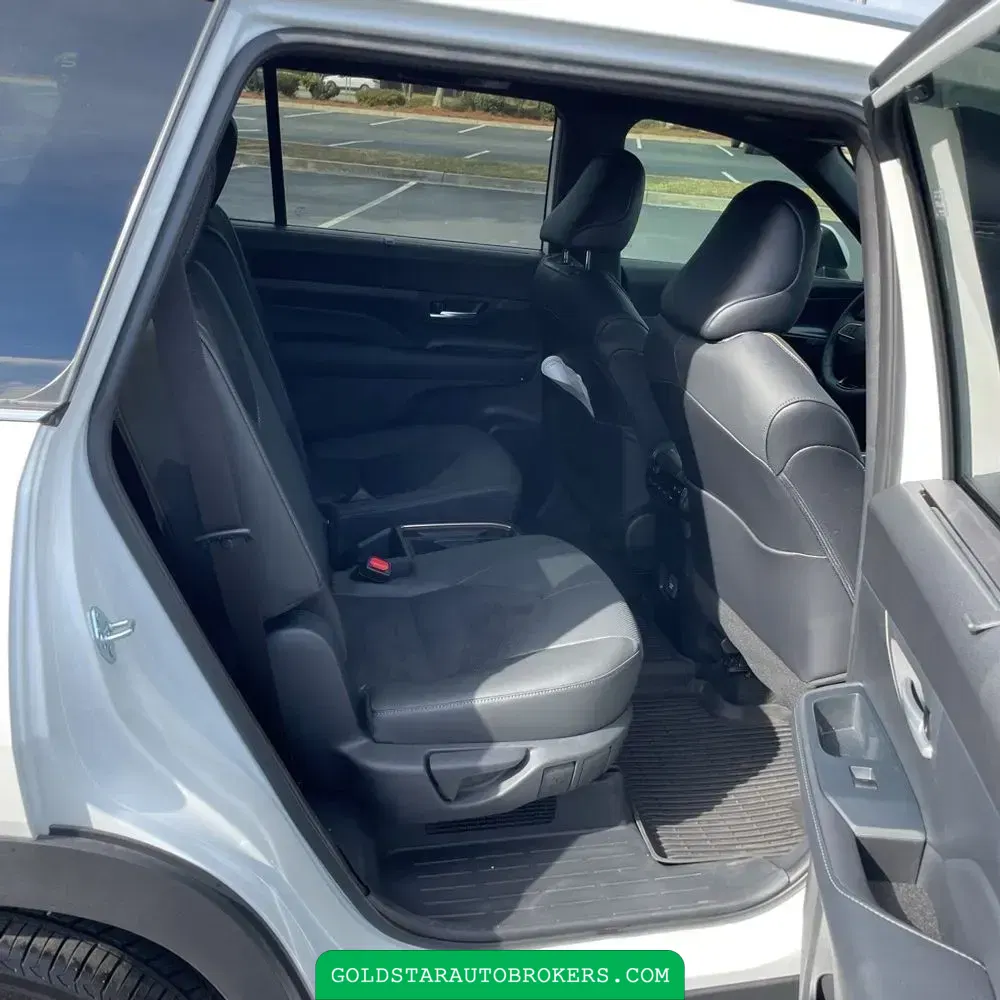 2024 Toyota Grand Highlander Hybrid MAX Platinum