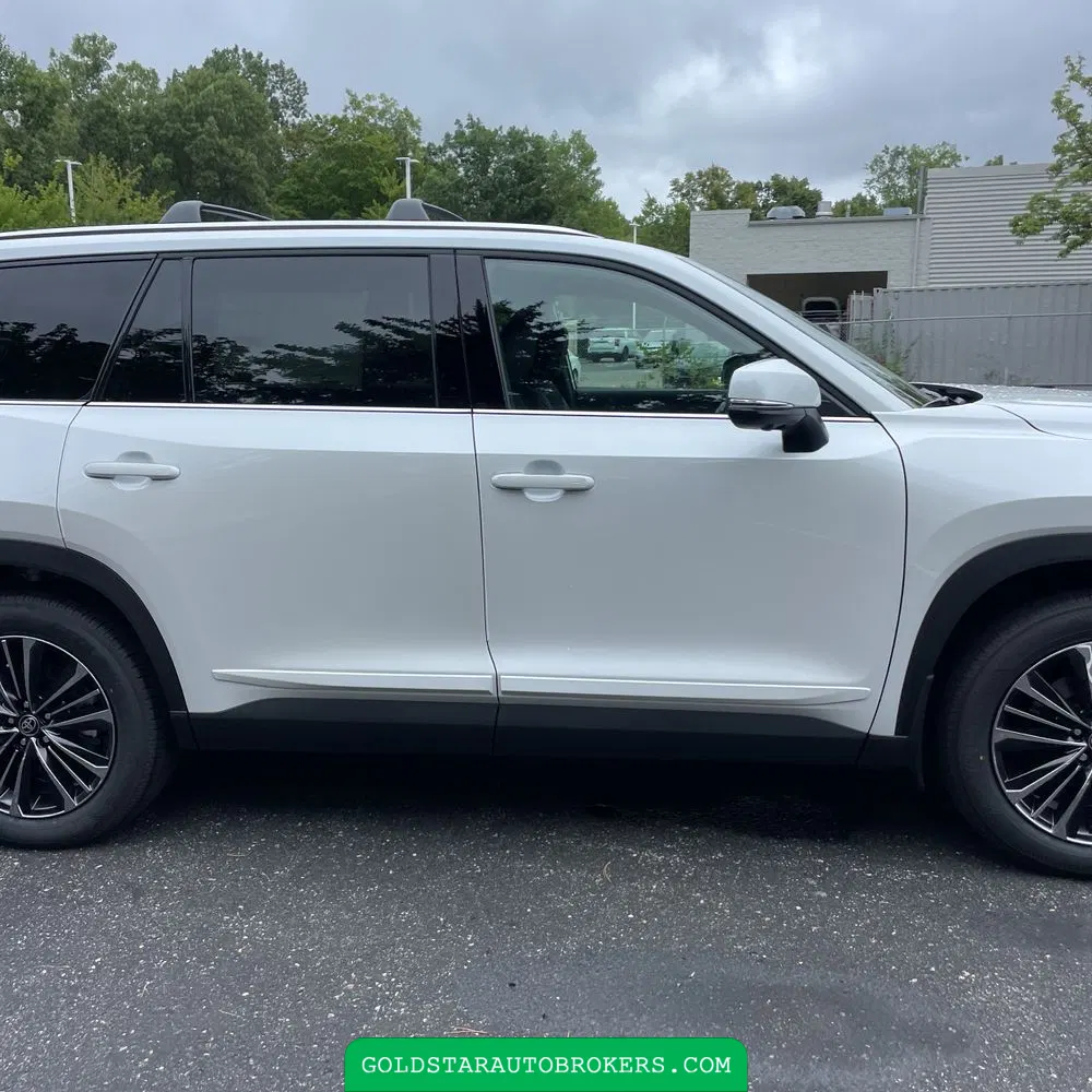 2025 Toyota Grand Highlander Hybrid MAX Platinum