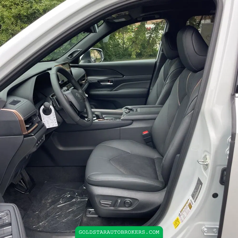 2025 Toyota Grand Highlander Hybrid MAX Platinum