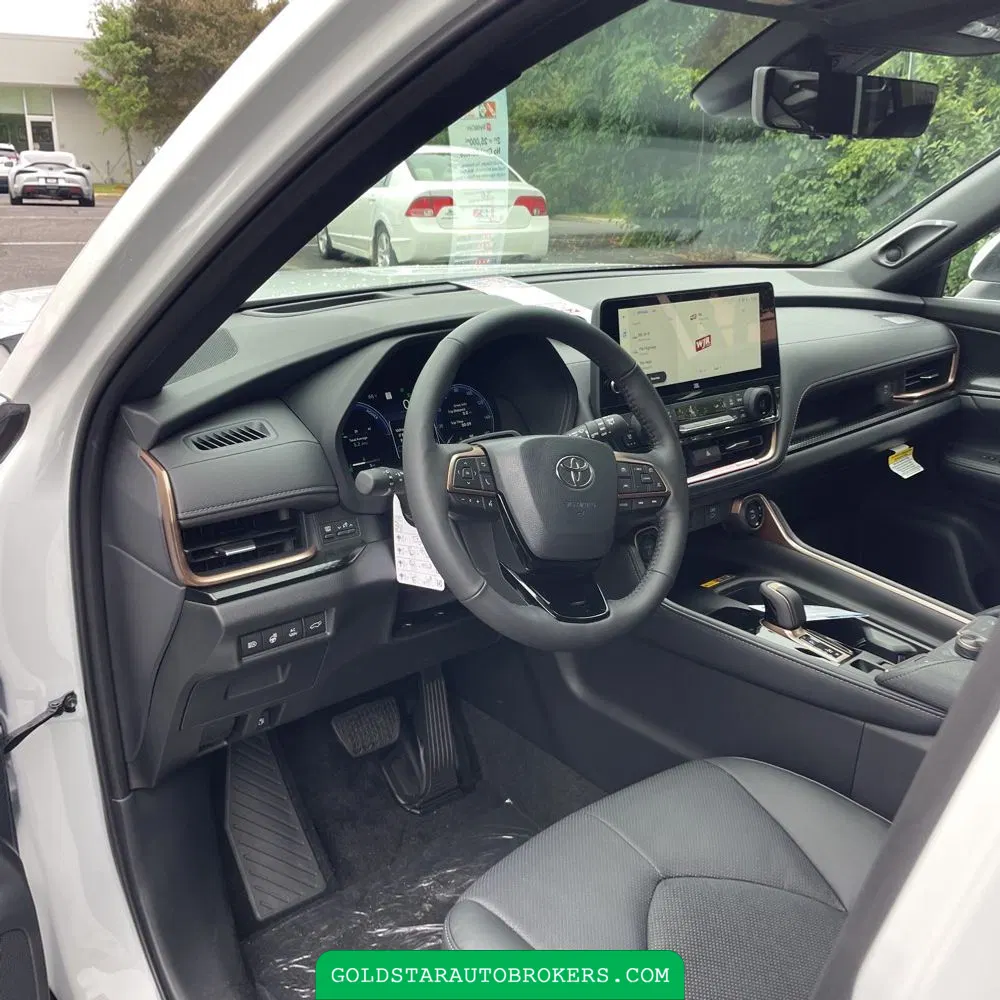 2025 Toyota Grand Highlander Hybrid MAX Platinum