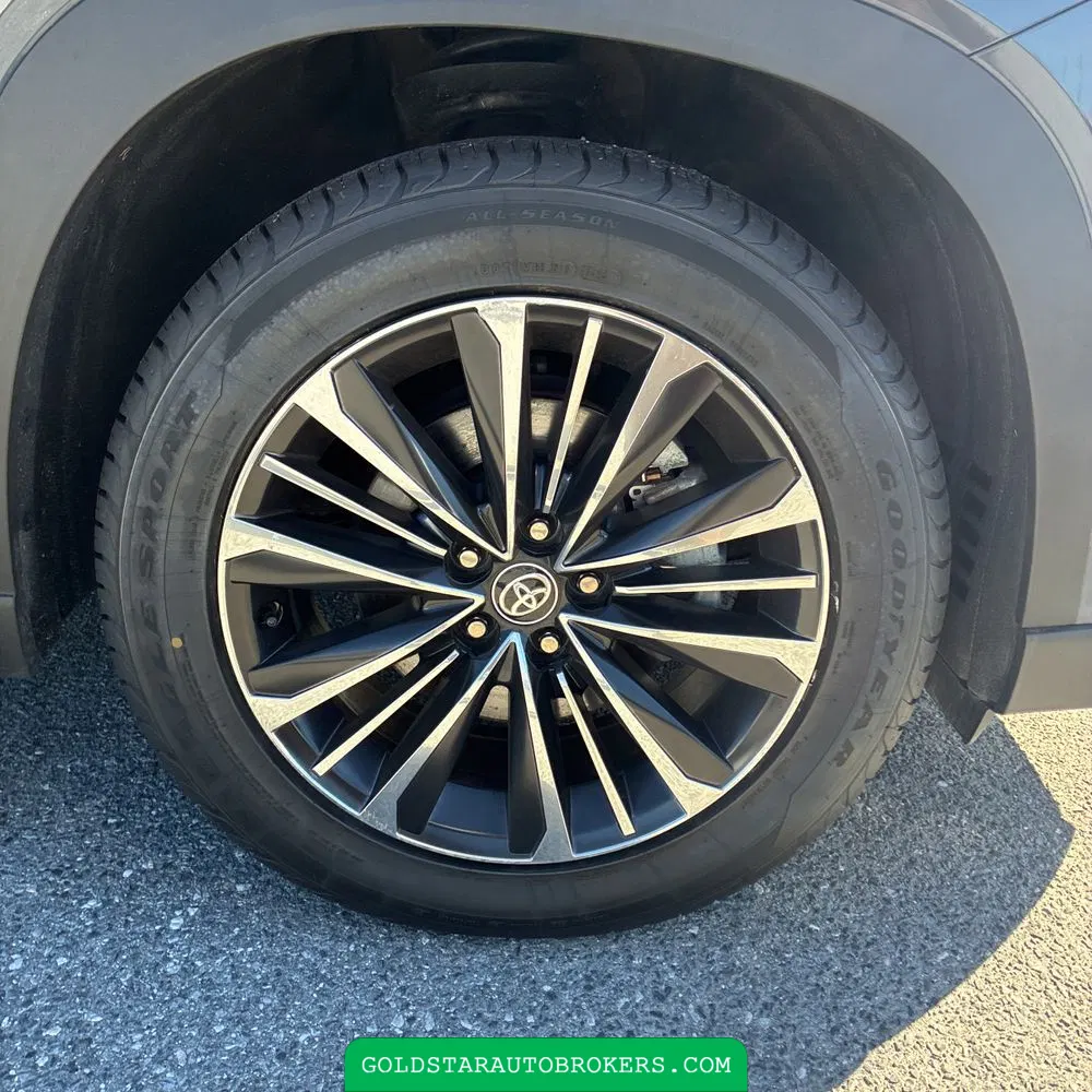 2024 Toyota Grand Highlander Hybrid MAX Platinum