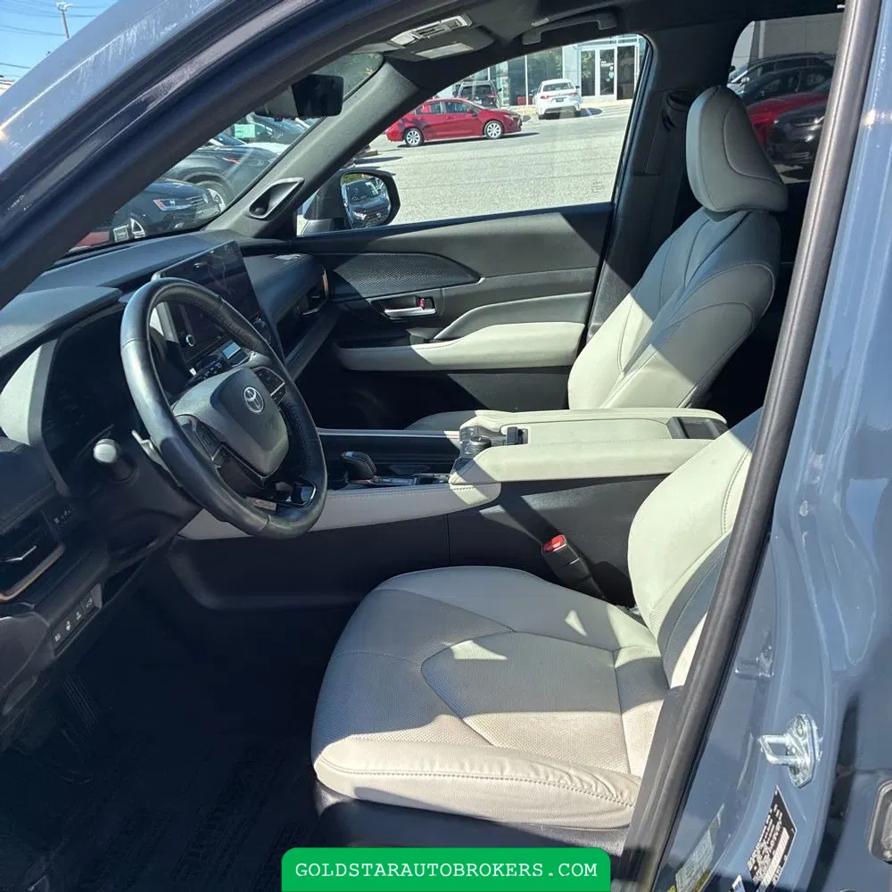 2024 Toyota Grand Highlander Hybrid MAX Platinum