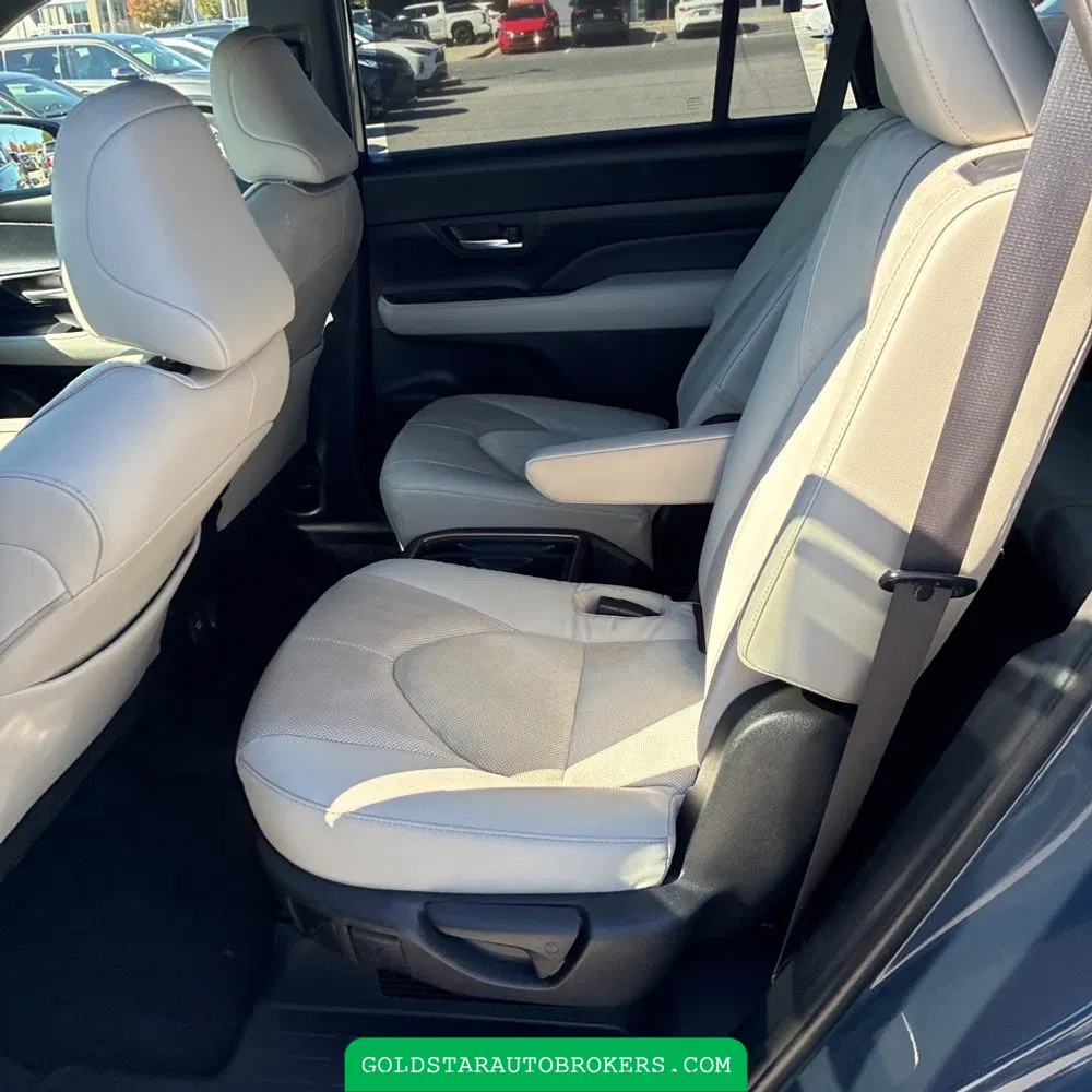 2024 Toyota Grand Highlander Hybrid MAX Platinum