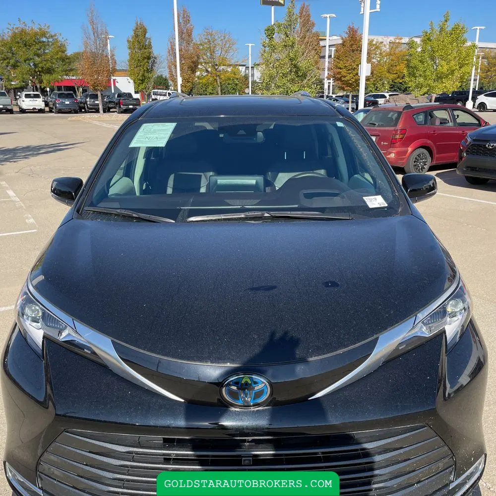 2023 Toyota Sienna Platinum 7-Passenger