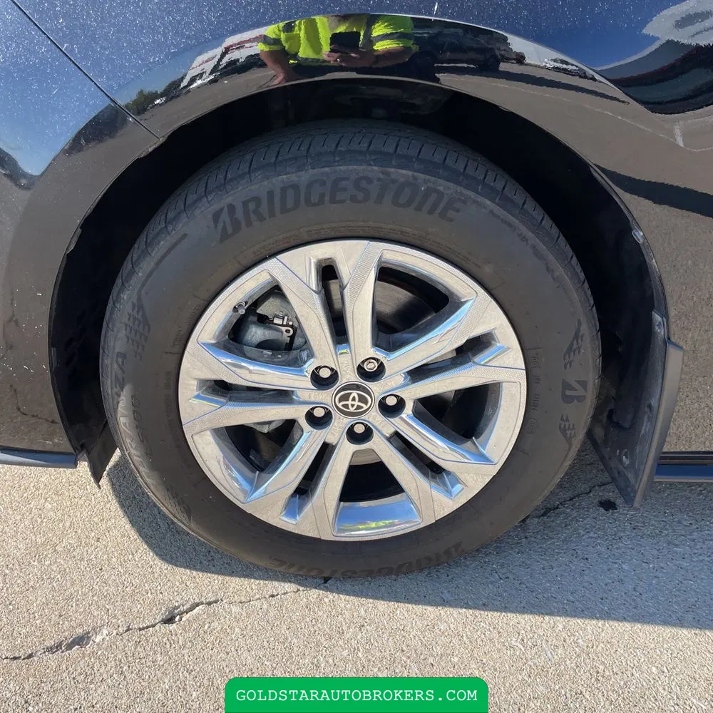 2023 Toyota Sienna Platinum 7-Passenger
