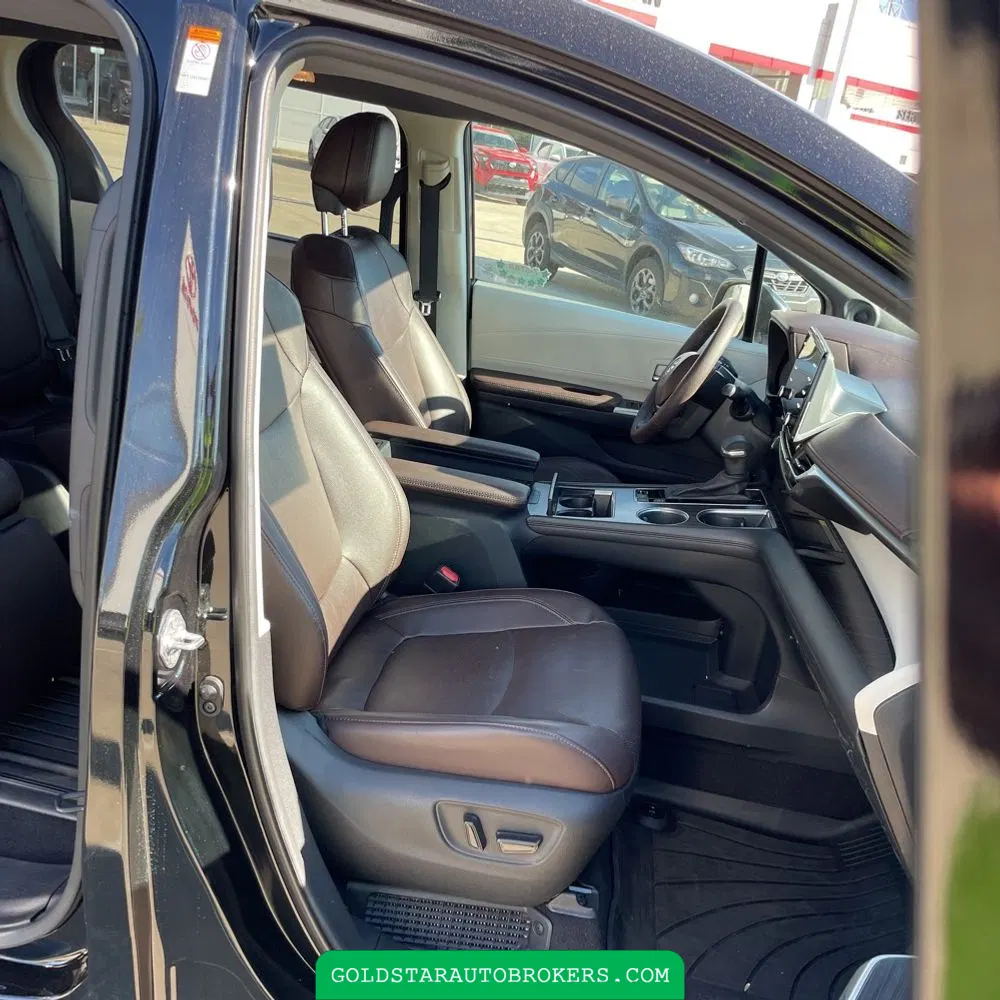 2023 Toyota Sienna Platinum 7-Passenger