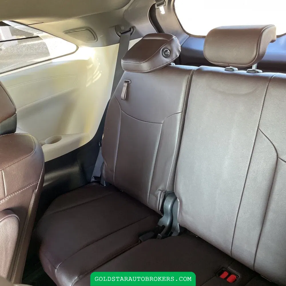 2023 Toyota Sienna Platinum 7-Passenger