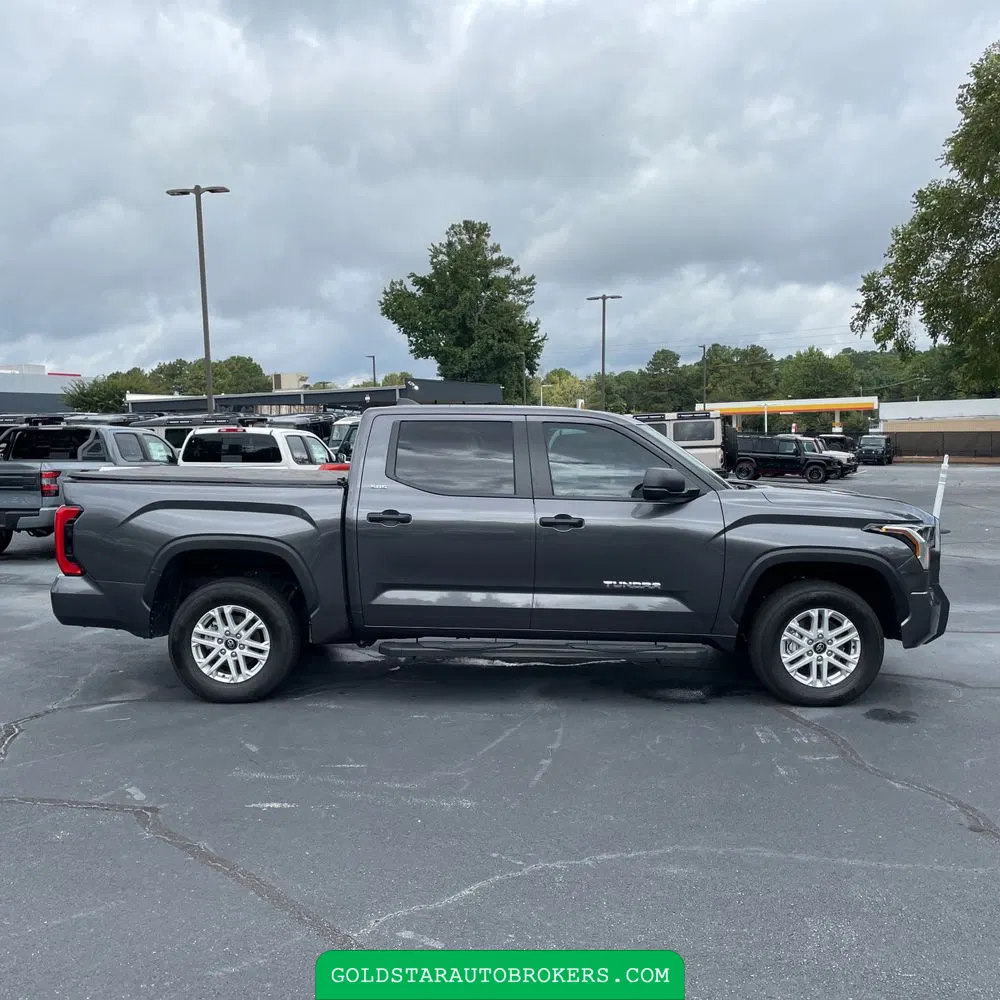2025 Toyota Tundra SR5