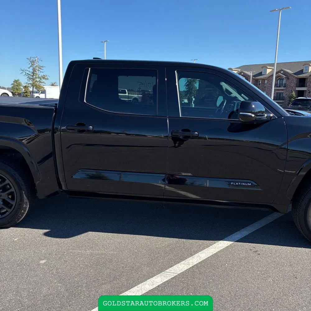 2023 Toyota Tundra Platinum HV