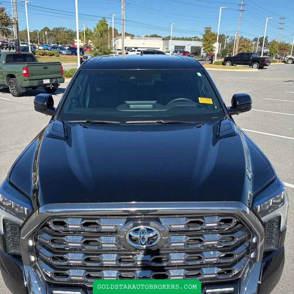 2023 Toyota Tundra Platinum HV