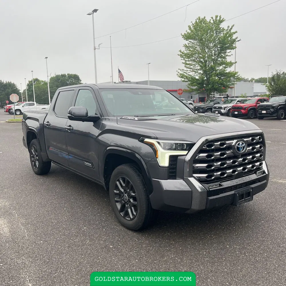 2024 Toyota Tundra Platinum HV