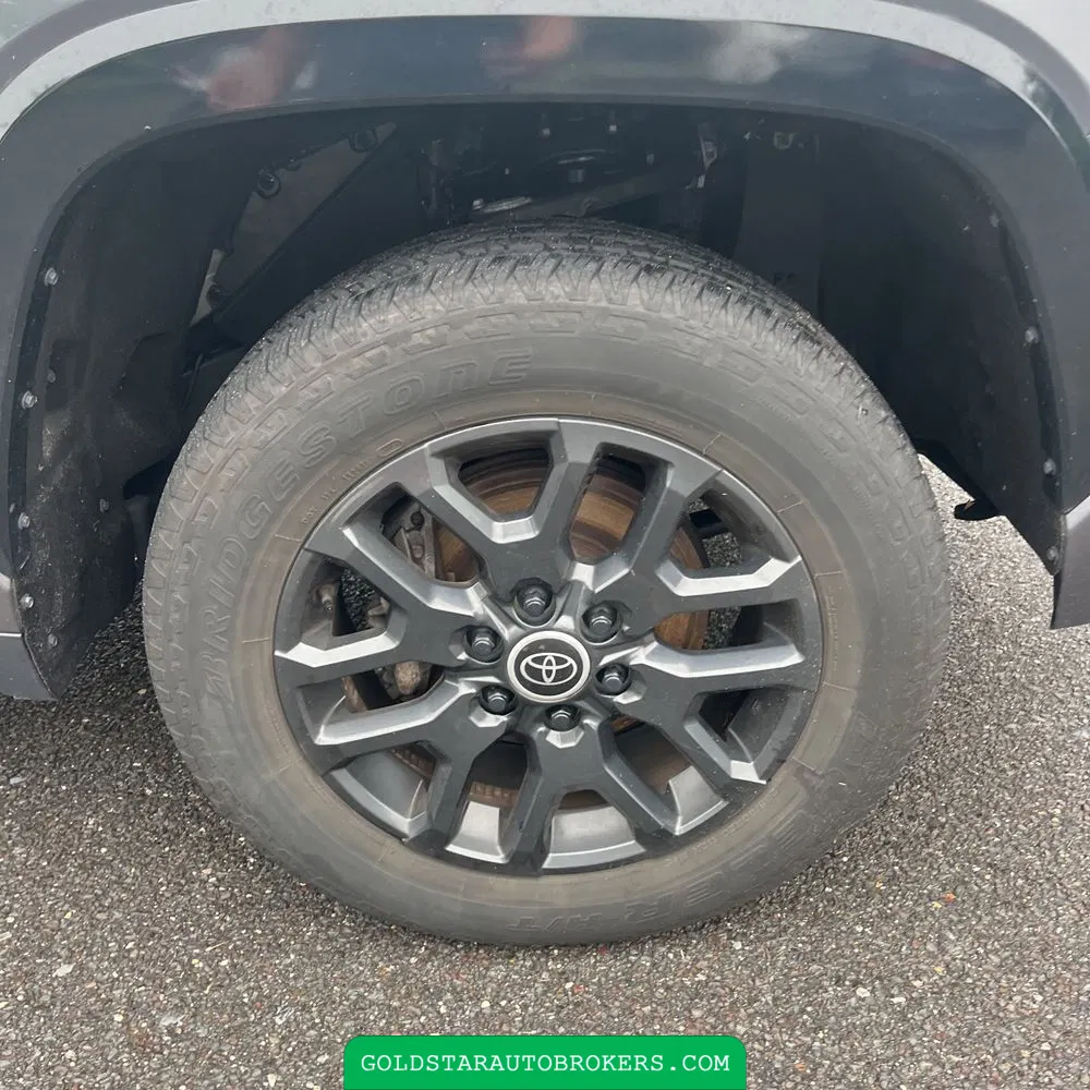 2024 Toyota Tundra Platinum HV
