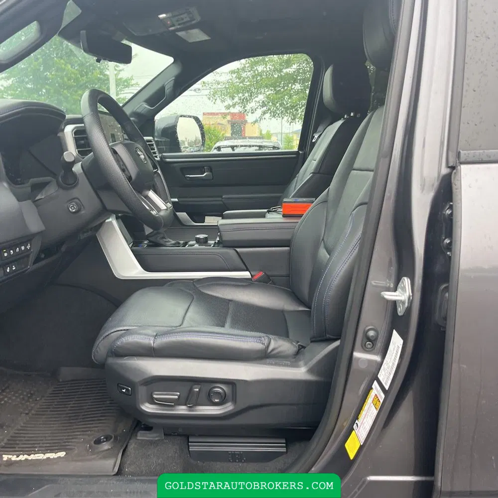2024 Toyota Tundra Platinum HV